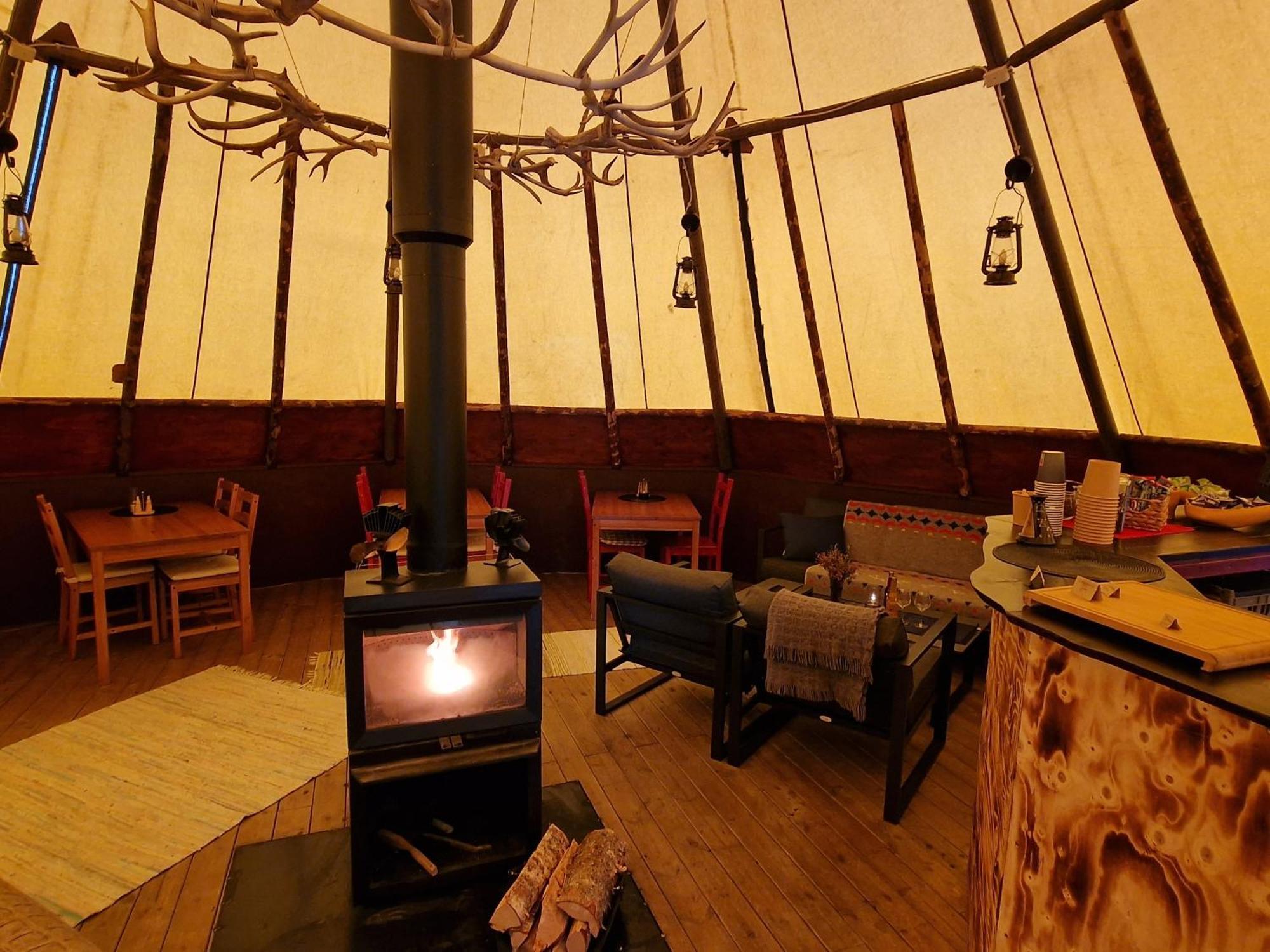Reindeer Lodge Jukkasjärvi المظهر الخارجي الصورة